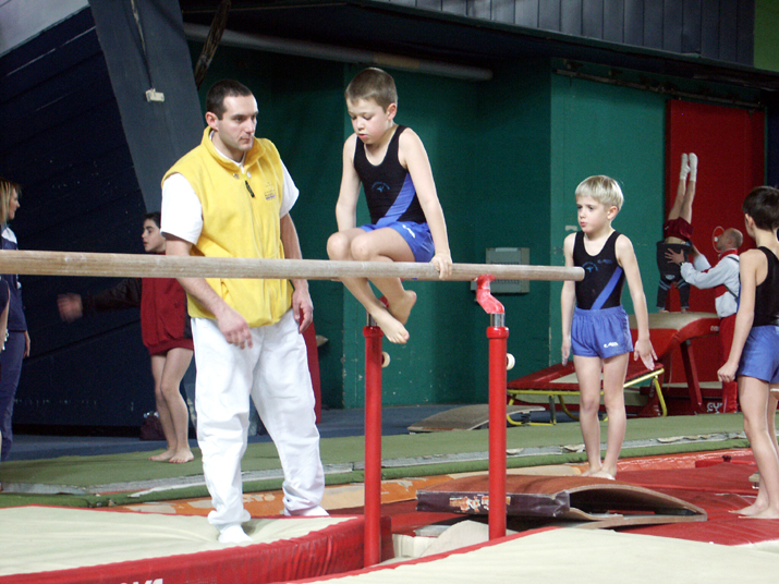 2005-01 gym_cor 006.jpg - DCF 1.0